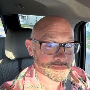 Meet your Posher, Mac